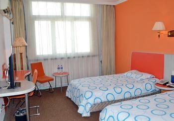 Motel 168 Shanghai Pudong Huinan Metro Station Tesco Luaran gambar